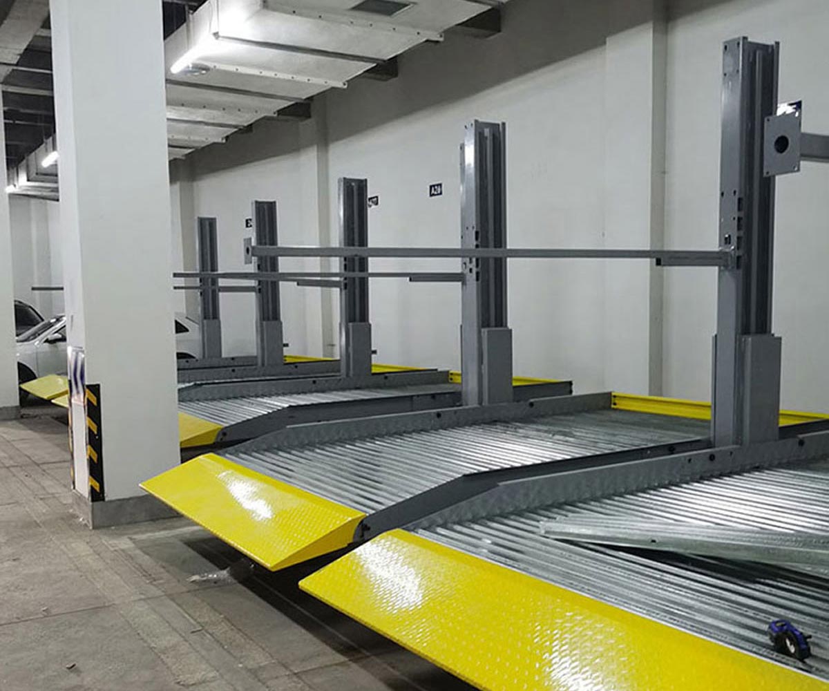 白銀雙層升降橫移立體停車位長(zhǎng)租